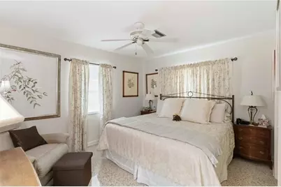 2068 Sunnyside Lane, Sarasota, FL 34239 - Photo 25