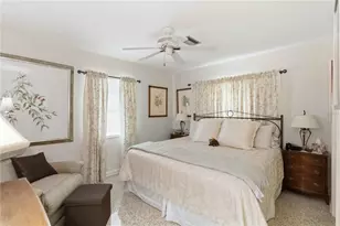 2068 Sunnyside Ln, Sarasota, FL 34239 - Photo 25