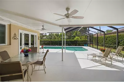 2068 Sunnyside Lane, Sarasota, FL 34239 - Photo 37