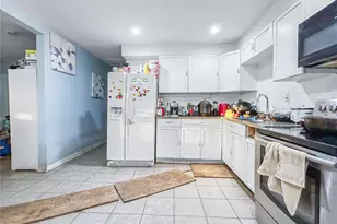 17447 Bathurst Ave, Spring Hill, FL 34610 - Photo 17