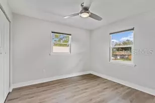 240 Colonia Ln E, Nokomis, FL 34275 - Photo 9