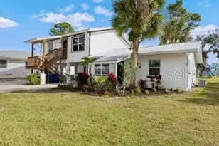 240 Colonia Ln E, Nokomis, FL 34275 - Photo 1