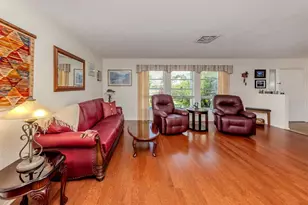 904 S Gondola Dr, Venice, FL 34293 - Photo 5