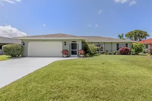904 S Gondola Dr, Venice, FL 34293 - Photo 1