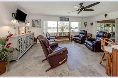 904 S Gondola Drive, Venice, FL 34293 - Photo 11