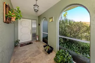 904 S Gondola Dr, Venice, FL 34293 - Photo 3