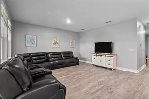 273 Daylily Blvd, Nokomis, FL 34275 - Photo 9