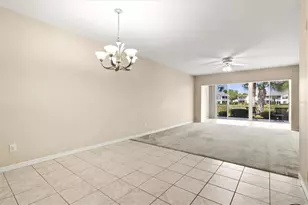 404 Laurel Lake Dr, Venice, FL 34292 - Photo 17