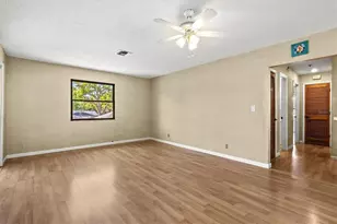 1312 Twin Lakes Ave, Nokomis, FL 34275 - Photo 15