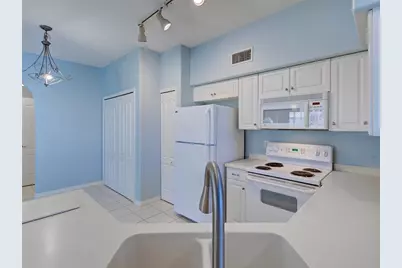 9102 L Pavia Boulevard #9102, Venice, FL 34292 - Photo 19