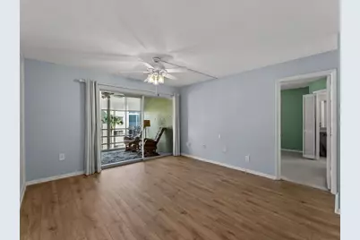 995 Laguna Drive #305, Venice, FL 34285 - Photo 9