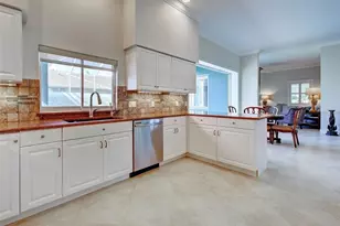16 Gulf Manor Dr, Venice, FL 34285 - Photo 11