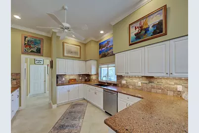 16 Gulf Manor Drive, Venice, FL 34285 - Photo 13