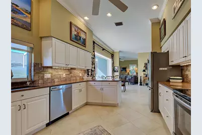 16 Gulf Manor Drive, Venice, FL 34285 - Photo 15