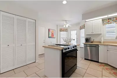 726 Brightside Crescent Drive #14, Venice, FL 34293 - Photo 17