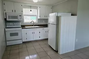 900 Nantucket Rd, Venice, FL 34293 - Photo 5