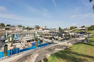 10 Coronado Dr, Englewood, FL 34223 - Photo 27