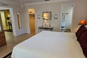 492 E Shade Dr, Venice, FL 34293 - Photo 25