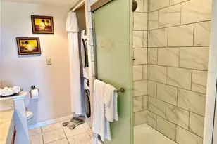 433 Cerromar Ln, Venice, FL 34293 - Photo 11