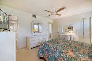 634 Bird Bay Dr E, Venice, FL 34285 - Photo 23