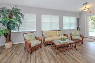 205 Reclinata Cir, Venice, FL 34292 - Photo 35