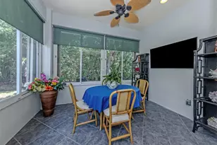 205 Reclinata Cir, Venice, FL 34292 - Photo 15