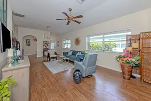 205 Reclinata Cir, Venice, FL 34292 - Photo 11