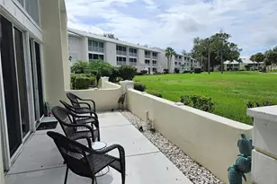 435 Cerromar Ln, Venice, FL 34293 - Photo 13