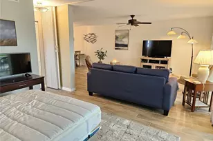 435 Cerromar Ln, Venice, FL 34293 - Photo 31