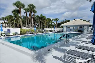 435 Cerromar Ln, Venice, FL 34293 - Photo 3