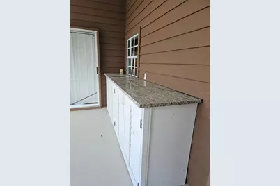 417 Lake Of The Woods Drive, Venice, FL 34293 - Photo 9