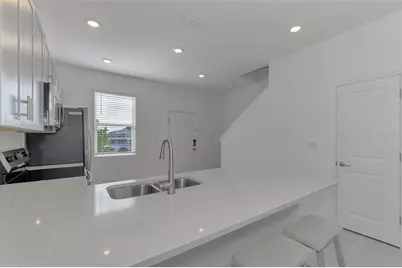 8793 Daybreak Street, Sarasota, FL 34241 - Photo 11