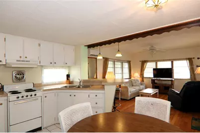 149 S Port Drive, Venice, FL 34285 - Photo 3