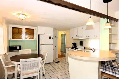 149 S Port Drive, Venice, FL 34285 - Photo 7