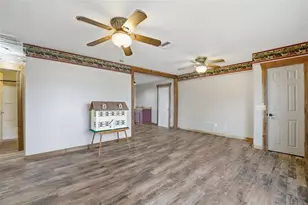 121 Crane Rd, Venice, FL 34293 - Photo 9