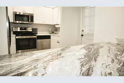 2118 Michele Drive, Sarasota, FL 34231 - Photo 15