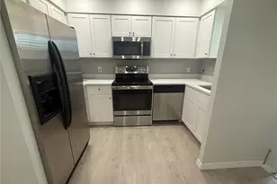 2118 Michele Dr, Sarasota, FL 34231 - Photo 3