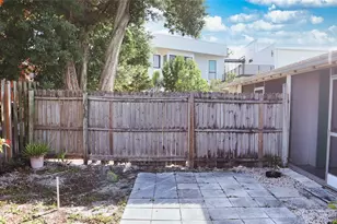2118 Michele Dr, Sarasota, FL 34231 - Photo 57