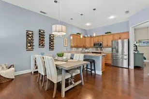 429 Nokomis Ave S, Venice, FL 34285 - Photo 13