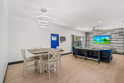 1185 S Shade Avenue, Sarasota, FL 34237 - Photo 11