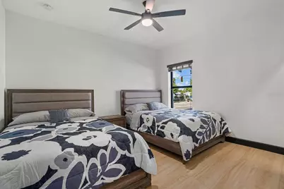 1185 S Shade Avenue, Sarasota, FL 34237 - Photo 19