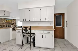 1050 Oleander St, Englewood, FL 34223 - Photo 9