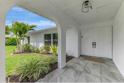 1204 Yawl Way, Venice, FL 34285 - Photo 9