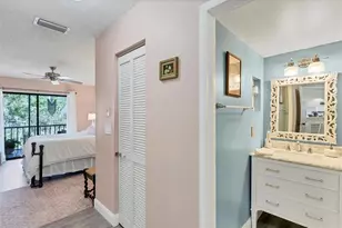 667 Bird Bay Cir, Venice, FL 34285 - Photo 21