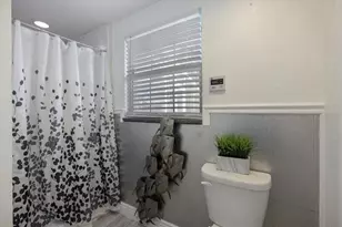 117 Aurora St E, Venice, FL 34285 - Photo 25