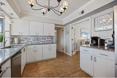 117 Aurora Street E, Venice, FL 34285 - Photo 7