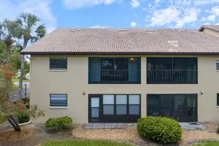 335 3 Lakes Ln, Venice, FL 34285 - Photo 3