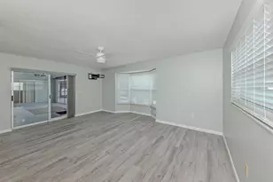 1053 Derian Pl, Nokomis, FL 34275 - Photo 15