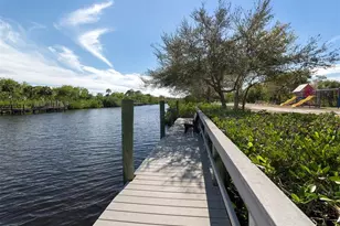 1053 Derian Pl, Nokomis, FL 34275 - Photo 29