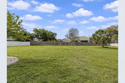 1053 Derian Place, Nokomis, FL 34275 - Photo 27